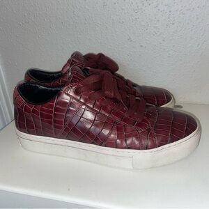 Greats Brooklyn Royale 2.0 women’s embossed burgundy sneaker size 8